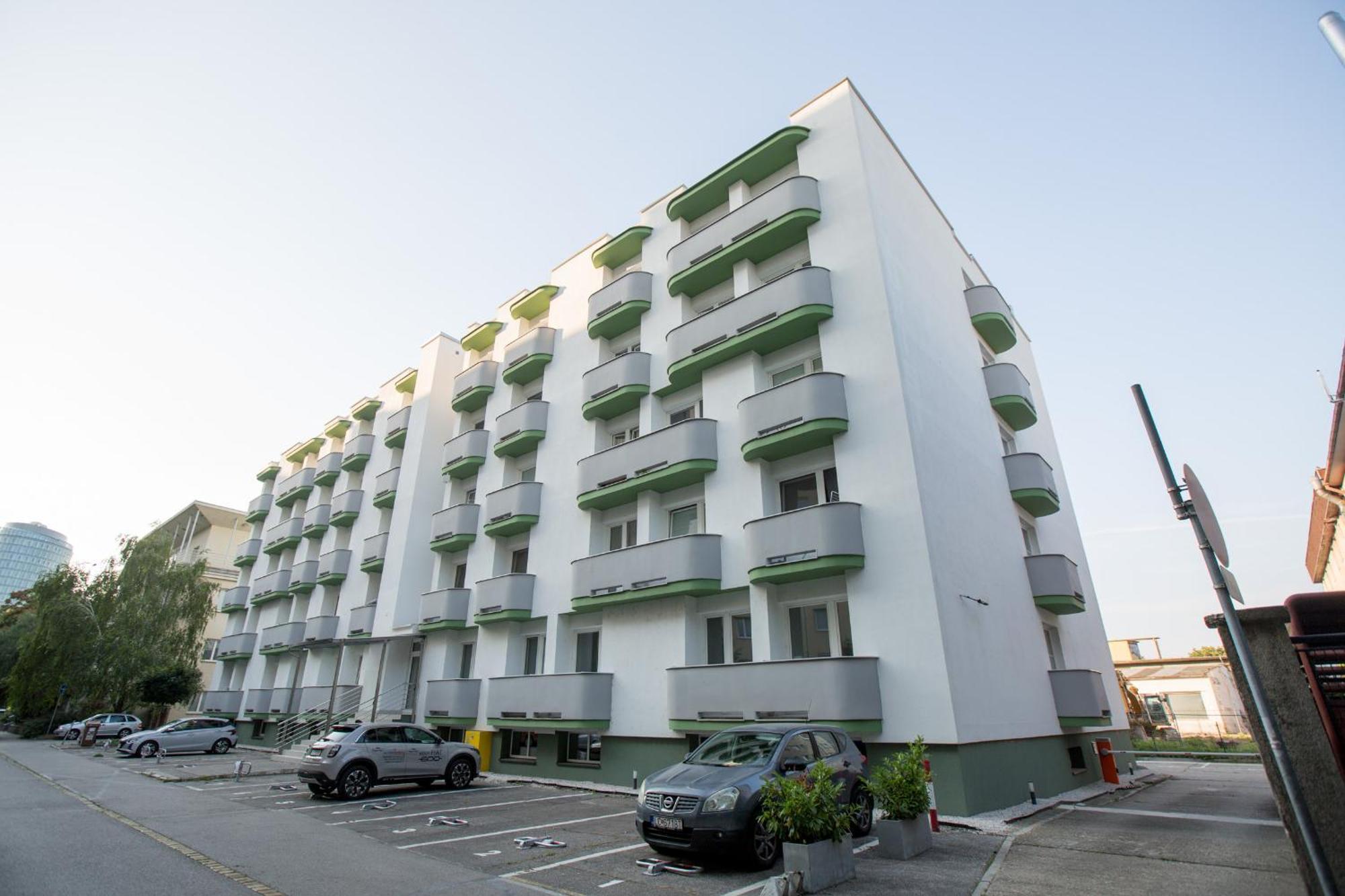 Apartment Near The Ondrej Nepela Winter Stadium Bratislava Eksteriør billede